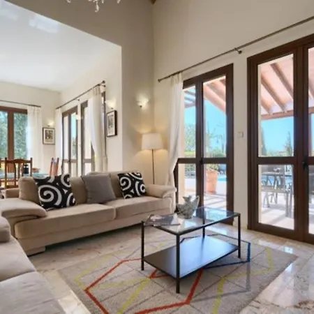 Imagine You And Your Family Renting This Charming Villa, Paphos 1155 Villa *